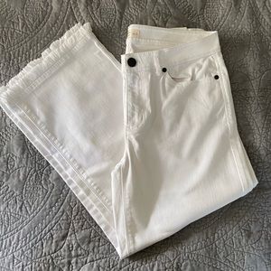 Brand New, Size 6, J. Jill full-crop white jeans